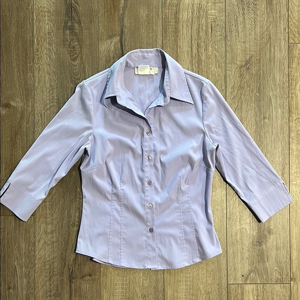 COMO Petite Vintage Lavender Button-Up Blouse w/Stretch